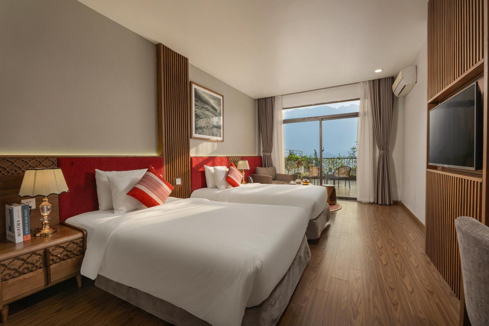Delasol Sapa Hotel Exterior photo